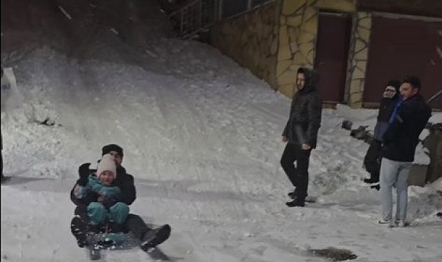 Giresun'da sahilde yağmur, yüksek kesimlerinde kar yağışı etkili oluyor