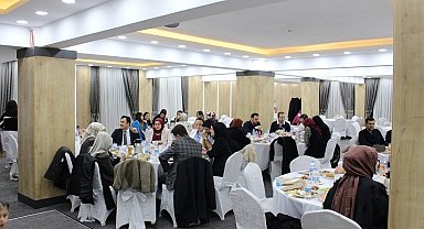 Görev yeri değişen hâkim ve savcıya veda yemeği