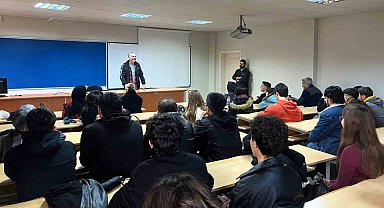 Görme engelli birey deneyimlerini mizahla anlattı