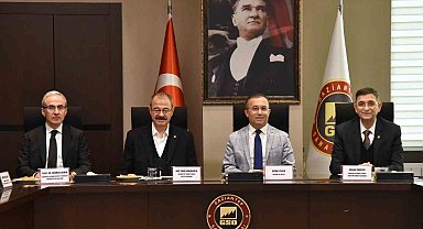 GSO ev sahipliğinde "Sanayide Dijital Dönüşüm ve Yapay Zeka" konusu ele alındı