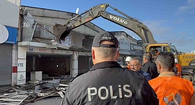 Gülsan Sanayi Sitesi'nde ilk yıkım başladı