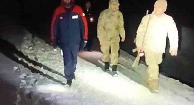 Gümüşhane'de yaylada kar nedeniyle mahsur kalan vatandaşlar kurtarıldı