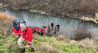 Günlerdir aranan kayıp öğretmenin cesedi bulundu