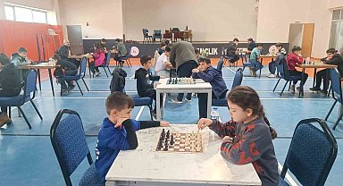 Hakkari'de 'satranç il birinciliği' yapıldı