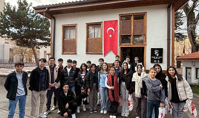 Hakkarili öğrenciler Ankara gezisinden döndü