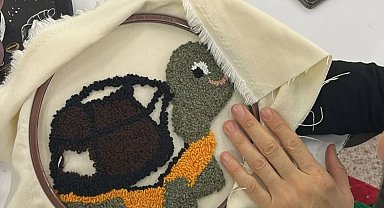 Hamur Aile destek merkezi eğlenerek öğrenmeye devam ediyor