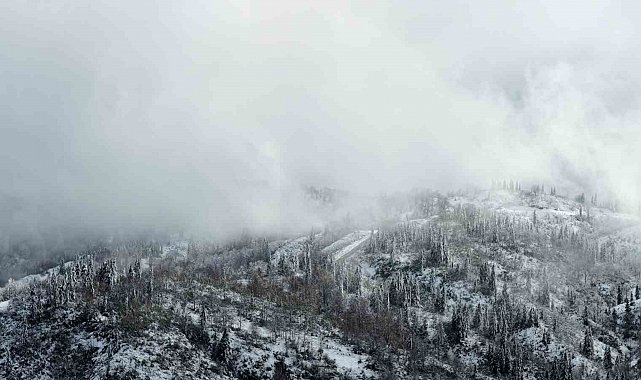 Handüzü Yaylası'ndan kar manzaraları