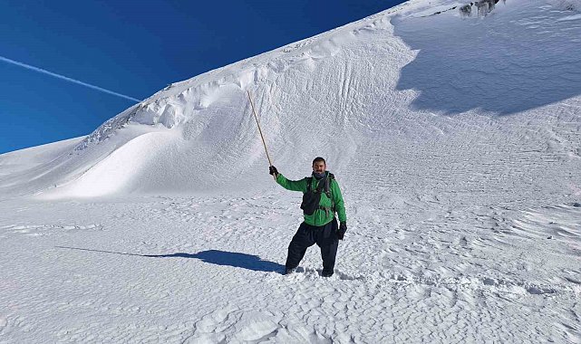 Harrut Yaylasına karlı yolda 4 saatlik tırmanış