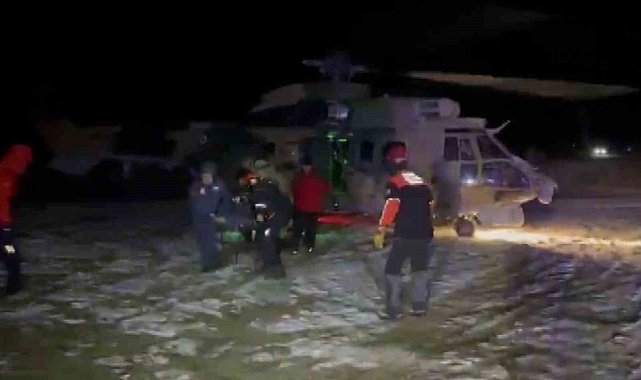 Hasan Dağı'nda mahsur kalan öğrenciler helikopterle kurtarıldı