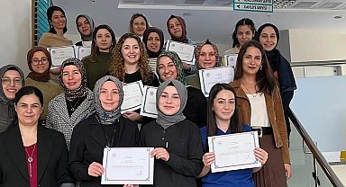Hastane personeline "Anne Sütü ve Emzirme Eğitimi"