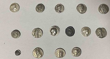 Hatay'da 26 sikke kargo ile göndermek üzereyken ele geçirildi