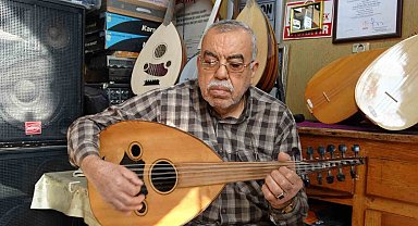 Hediye bağlama ile başlayan müzik tutkusu 61 yıldır sürüyor