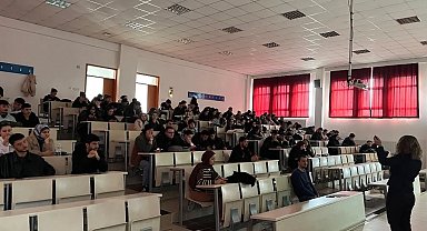 Hisarcık MYO'da "Davranışsal Bağımlılıkla Mücadele" konulu eğitim düzenlendi