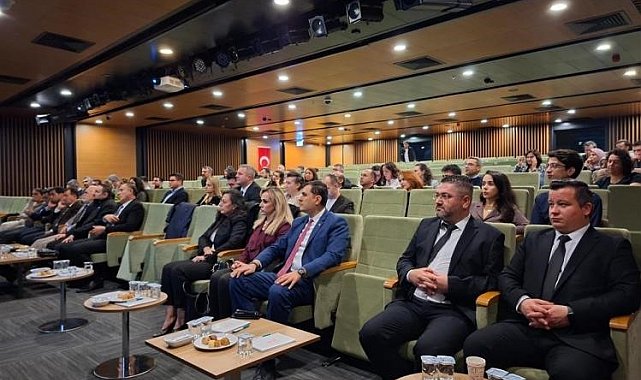 İl Müdürü Damkacı, hastaların doğru ve hızlı biçimde yönlendirilmesinin önemine dikkat çekti