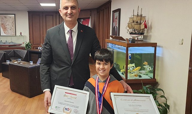 İlkokul öğrencisi, matematik olimpiyatlarında 3 altın madalya kazandı