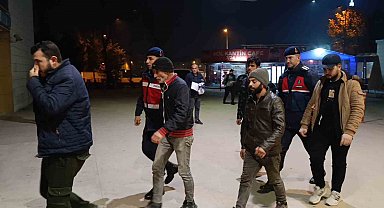 İnegöl'de 8 kaçak göçmen yakalandı