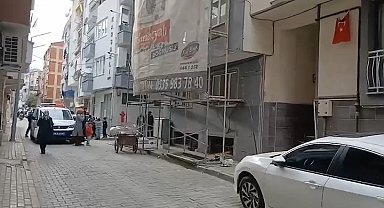 İskelenin 5. katından düşen genç işçi ağır yaralandı