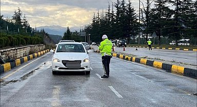 Isparta genelinde polis denetimlerinde 34 aranan şahıs yakalandı