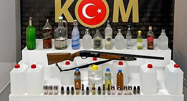 Isparta'da Narkotik ve KOM'dan çifte operasyon: Sentetik kâğıtlar ve kaçak alkol yakalandı