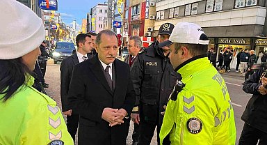 İstanbul İl Emniyet Müdürü Yıldız, Kadıköy'deki denetimleri inceledi
