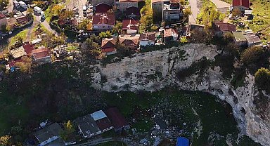 İstanbul'da uçurumun kenarında hayatlar