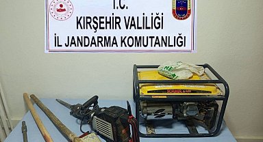 İzinsiz kaçak kazı yapan 3 şüpheli yakalandı