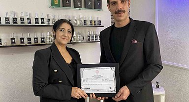 İzlediği filmden etkilenen kadın kendi işini kurup parfümör oldu