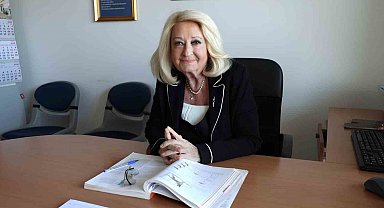 İzmir Ekonomi'nin 'Bilim Ödülü' gururu