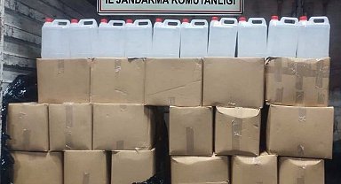 İzmir'de 860 litre etil alkol ele geçirildi