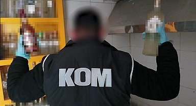 İzmir'de kaçakçılık operasyonu: 3 tutuklama