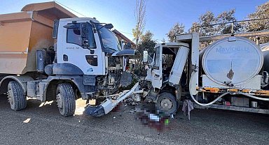 İzmir'de kamyon ile kamyonet çarpıştı: 1 yaralı