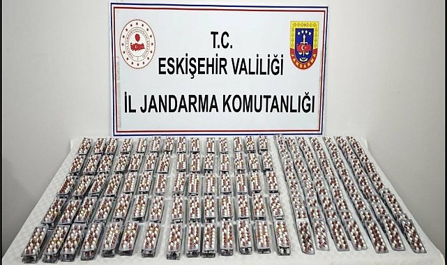 Jandarma tarlada 5 bin 488 adet sentetik hap ele geçirdi