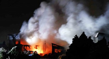 Japonya'yı vuran 7,5 büyüklüğündeki depremde en az 30 kişi yaralandı