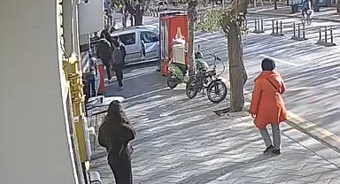 Kadınlar arasında çıkan kavga kameraya yansıdı