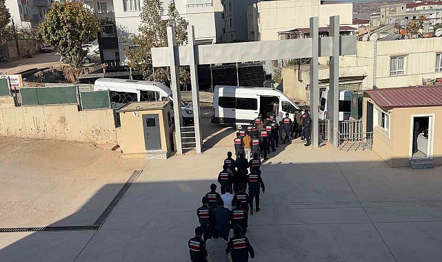 Kahramanmaraş ve Gaziantep'te tefeci operasyonu: 17 tutuklama