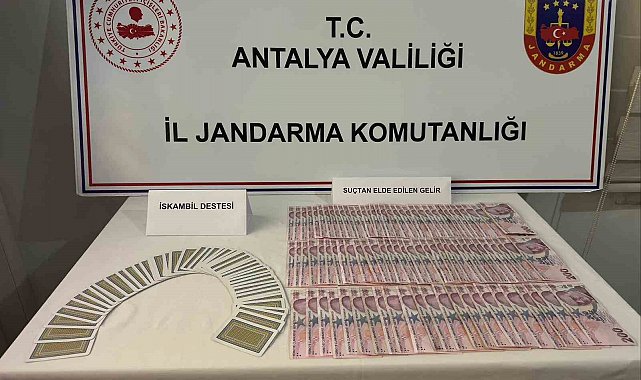 Kahvehanede kumar oynayan 6 şahsa idari para cezası