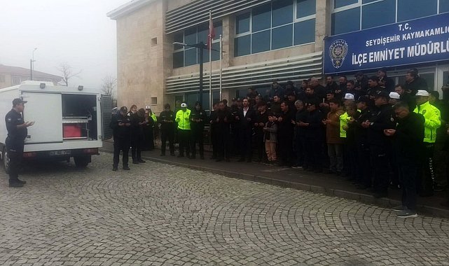 Kalp krizi geçiren polis memuru hayatını kaybetti