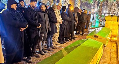 Kar faciasında ölen 3 çocuk gözyaşları arasında toprağa verildi