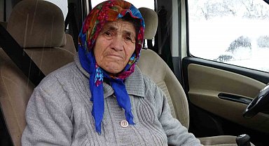 Kar sebebiyle yolu kapanan köydeki hasta, ekipleri seferber etti