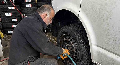 Kar yağdı, kış lastiği telaşı başladı