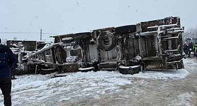 Kar yağışı kazayı beraberinde getirdi