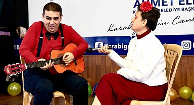 Karabiga'da 3 Aralık Coşkusu, Engeller Sevgi ve Umutla Aşılıyor