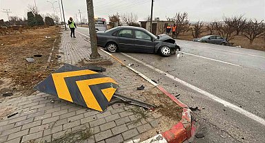 Karaman'da otomobiller çarpıştı: 2 yaralı