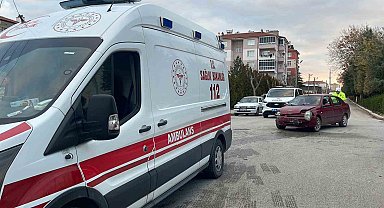 Karaman'da otomobiller çarpıştı: 3 yaralı