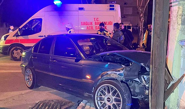 Karaman'da otomobiller çarpıştı: 5 yaralı