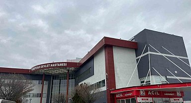 Karapınar'da tır ile 2 otomobilin karıştığı zincirleme kaza: 1 yaralı