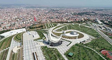 Karesi'de birleştirilmiş dükkanlardaki ruhsat krizi