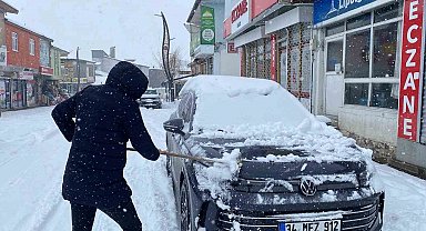 Karlıova, kara teslim oldu