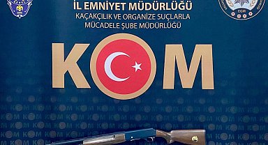 Kars merkezli 3 ilçede silah tacirlerine operasyon: Çok sayıda silah ve mühimmat ele geçirildi