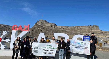 Kars'ta aşıklık geleneği masaya yatırıldı